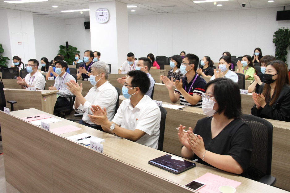 香港正版资料全年资料